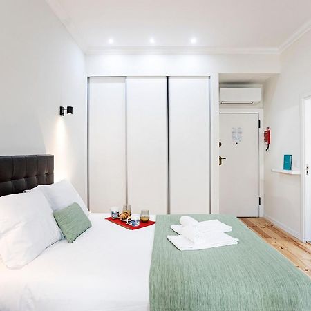 150 Rivoli Apartments By Lovelystay Porto Bagian luar foto
