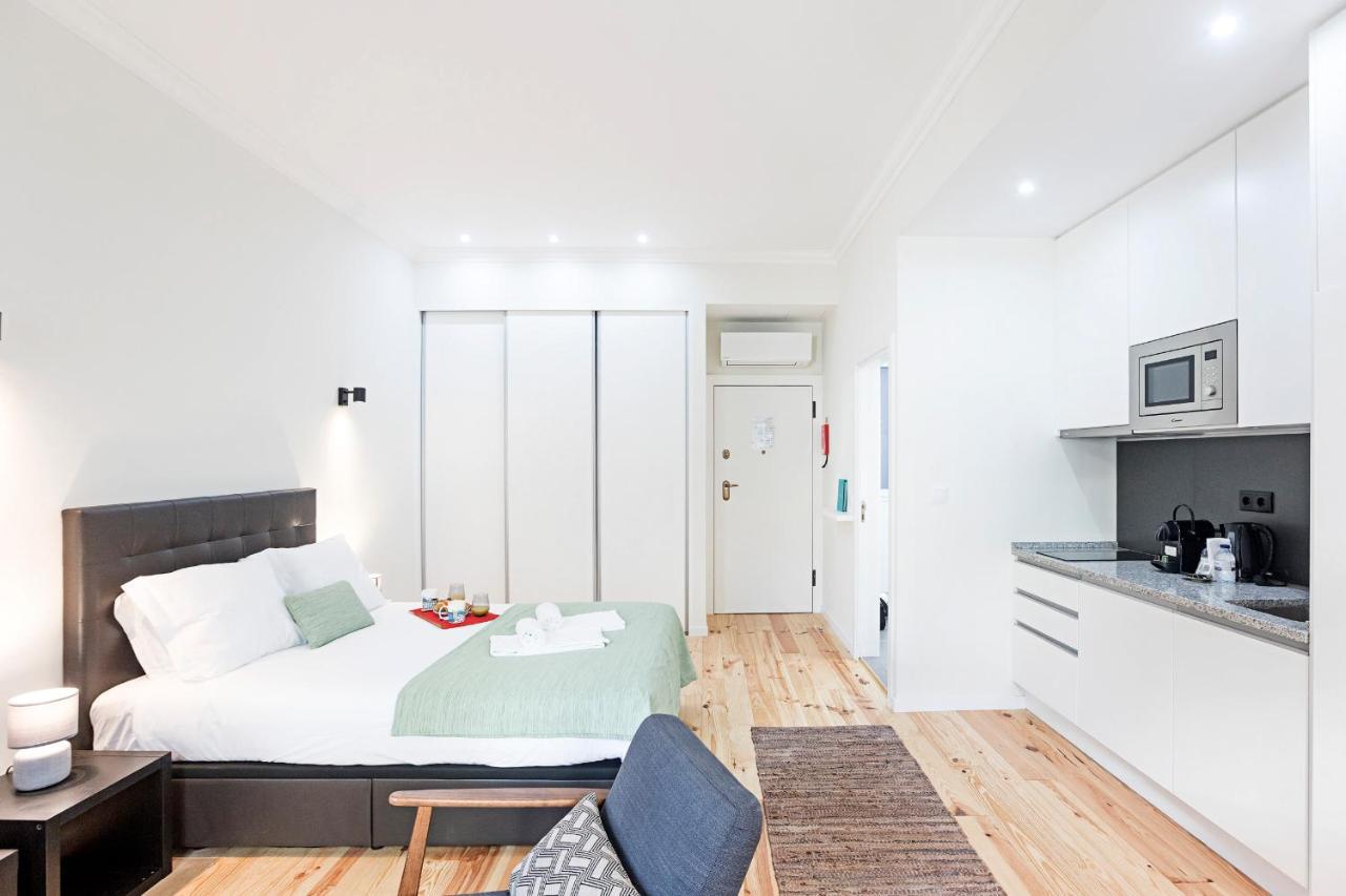 150 Rivoli Apartments By Lovelystay Porto Bagian luar foto