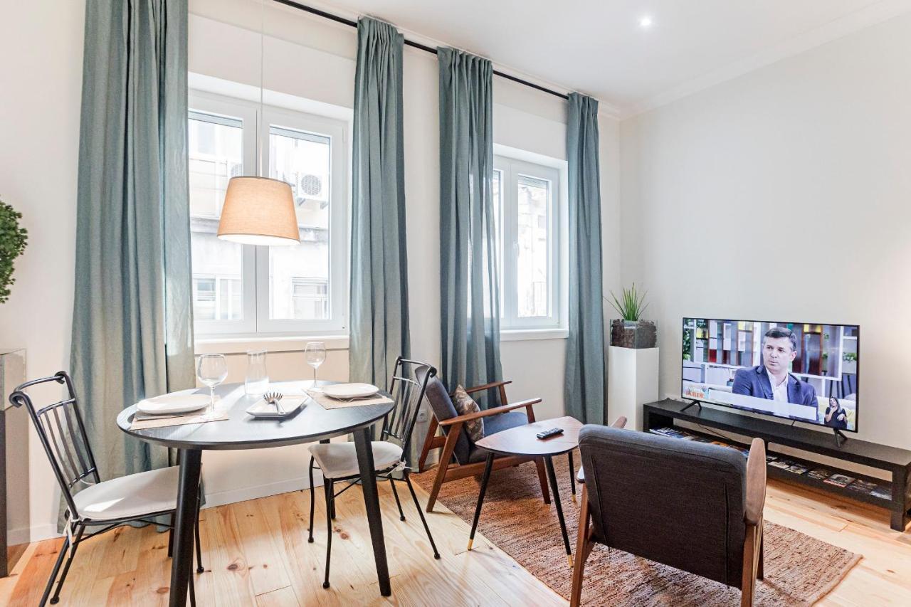 150 Rivoli Apartments By Lovelystay Porto Bagian luar foto
