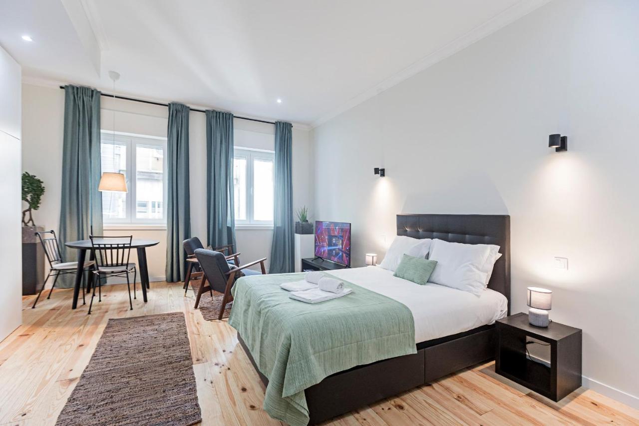 150 Rivoli Apartments By Lovelystay Porto Bagian luar foto