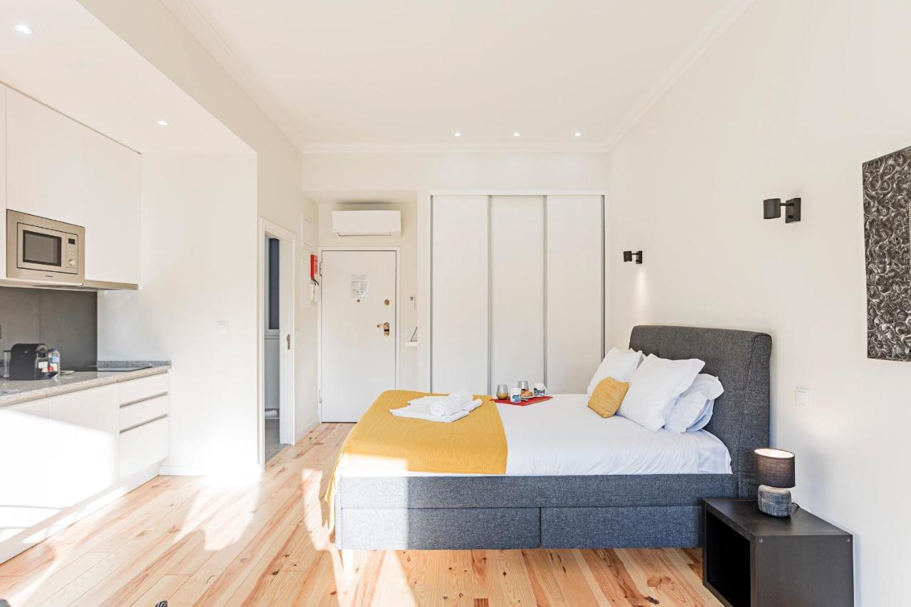 150 Rivoli Apartments By Lovelystay Porto Bagian luar foto