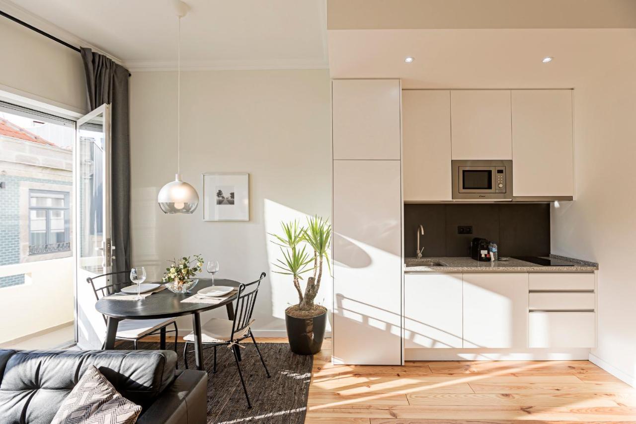150 Rivoli Apartments By Lovelystay Porto Bagian luar foto