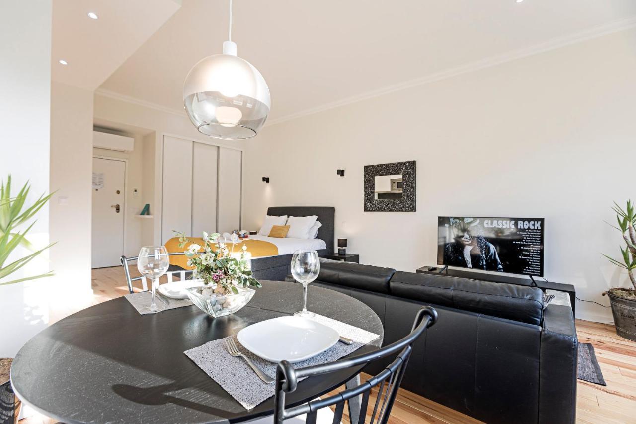 150 Rivoli Apartments By Lovelystay Porto Bagian luar foto